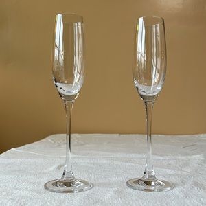 Pair of Lenox Crystal Napa Valley Flute Wine Glasses